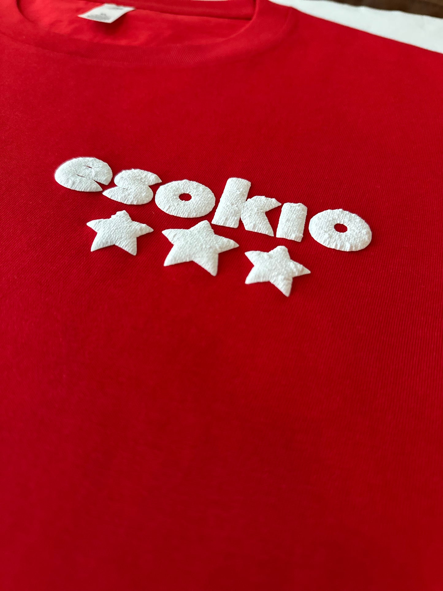 RED 3 STAR EsoKio Tee